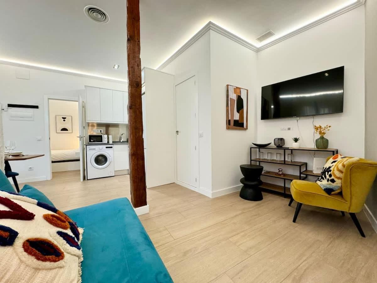 Plaza Mayor Cozy Private Apartment With Ac Madrid Bagian luar foto