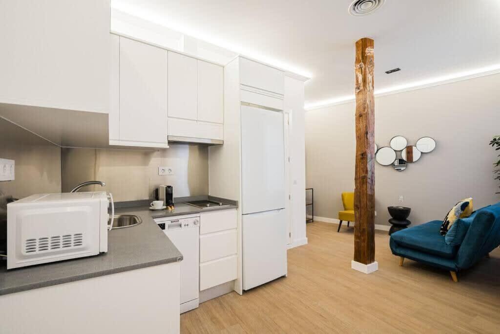 Plaza Mayor Cozy Private Apartment With Ac Madrid Bagian luar foto